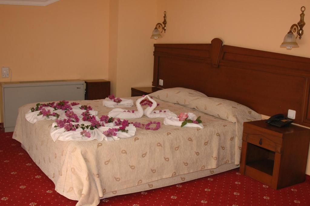 Hera Beach Hotel 시데 객실 사진
