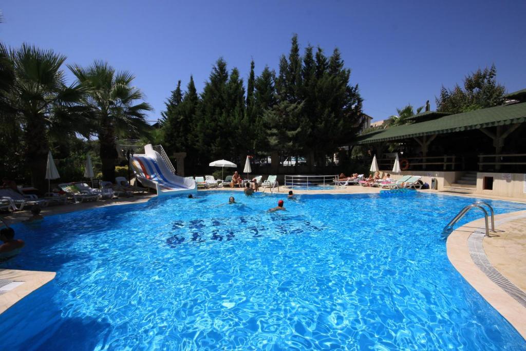 Hera Beach Hotel 시데 외부 사진