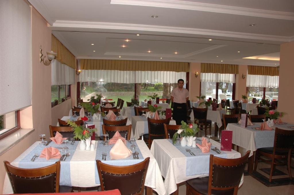 Hera Beach Hotel 시데 외부 사진